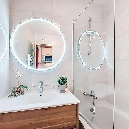 Les Olympiades-12 By Interhome * 瓦托伦斯